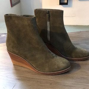 Cole Haan olive suede waterproof boots